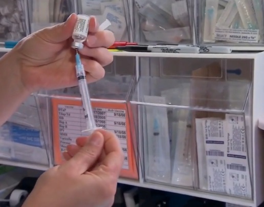 New Mexico Defies Federal Overhaul, Maintains Full Childhood Vaccine Recommendations Amid National Controversy