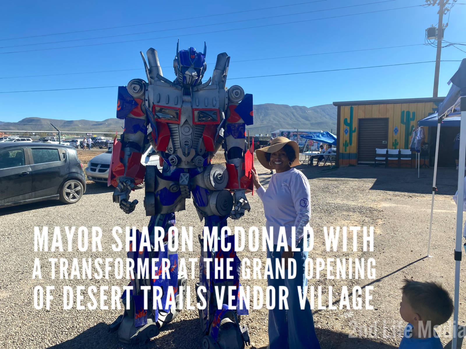 Desert Trails Vendor Village Grand Opening Draws Crowds and Community Leaders in Alamogordo